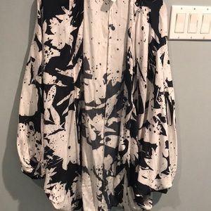 Anthropologie balloon sleeve kimono